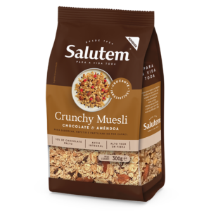 Crunchy muesli chocolate e amêndoa